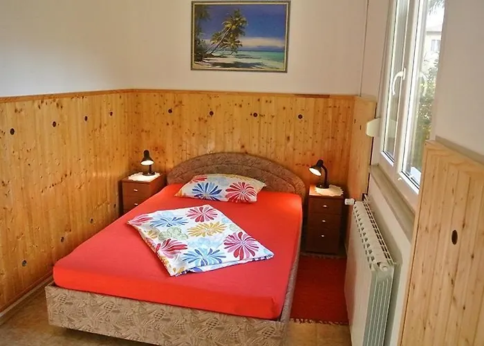 Apartmaji Nika * Izola